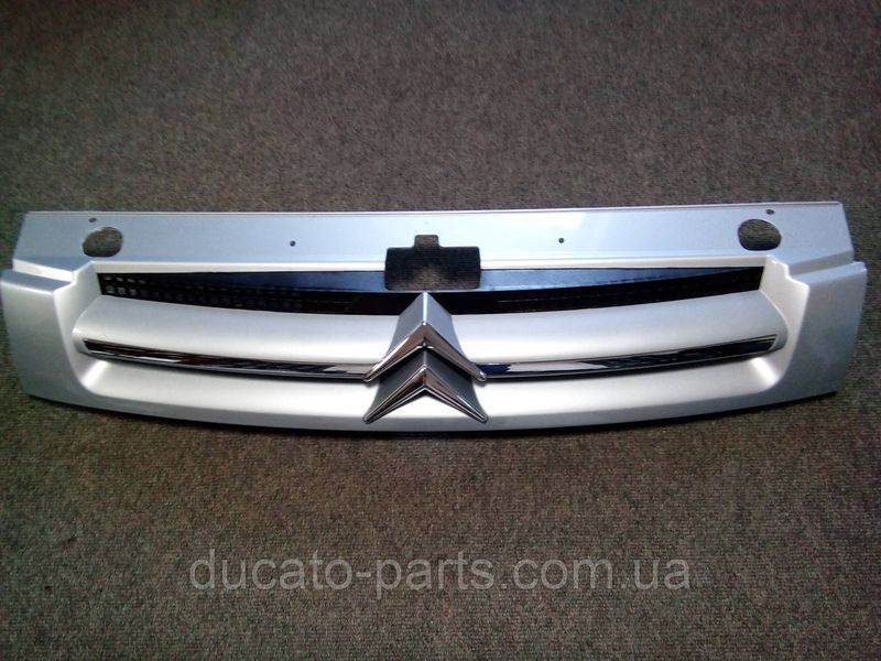 Решітка радіатора Citroen Berlingo 9644758177 9644758177 фото